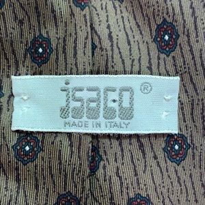 Isaco Tie